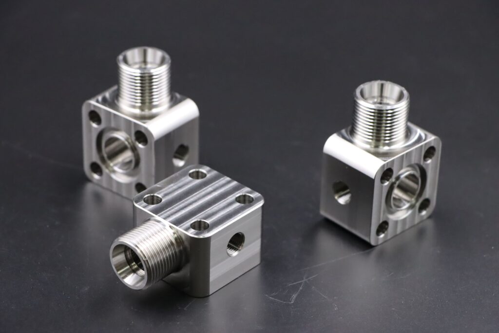 CNCフライス加工部品23