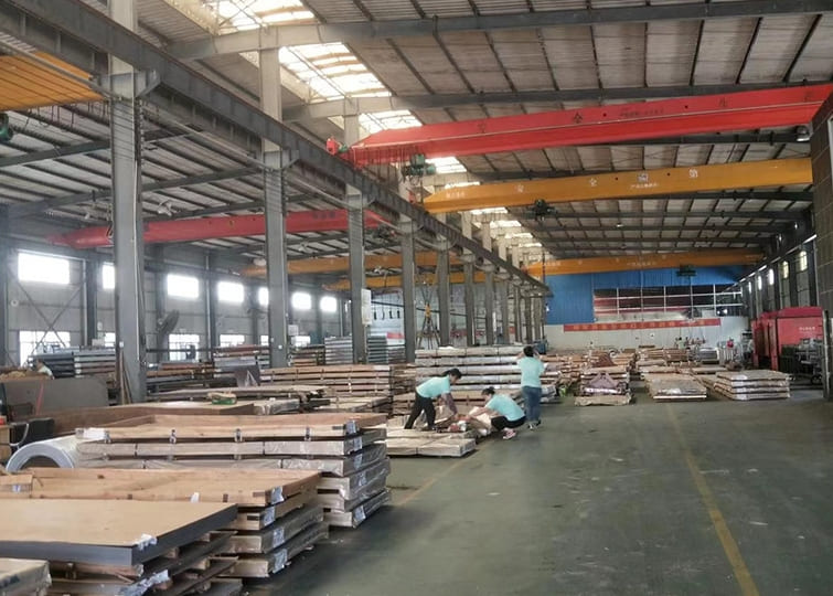 Sheet metal processing workshop 3
