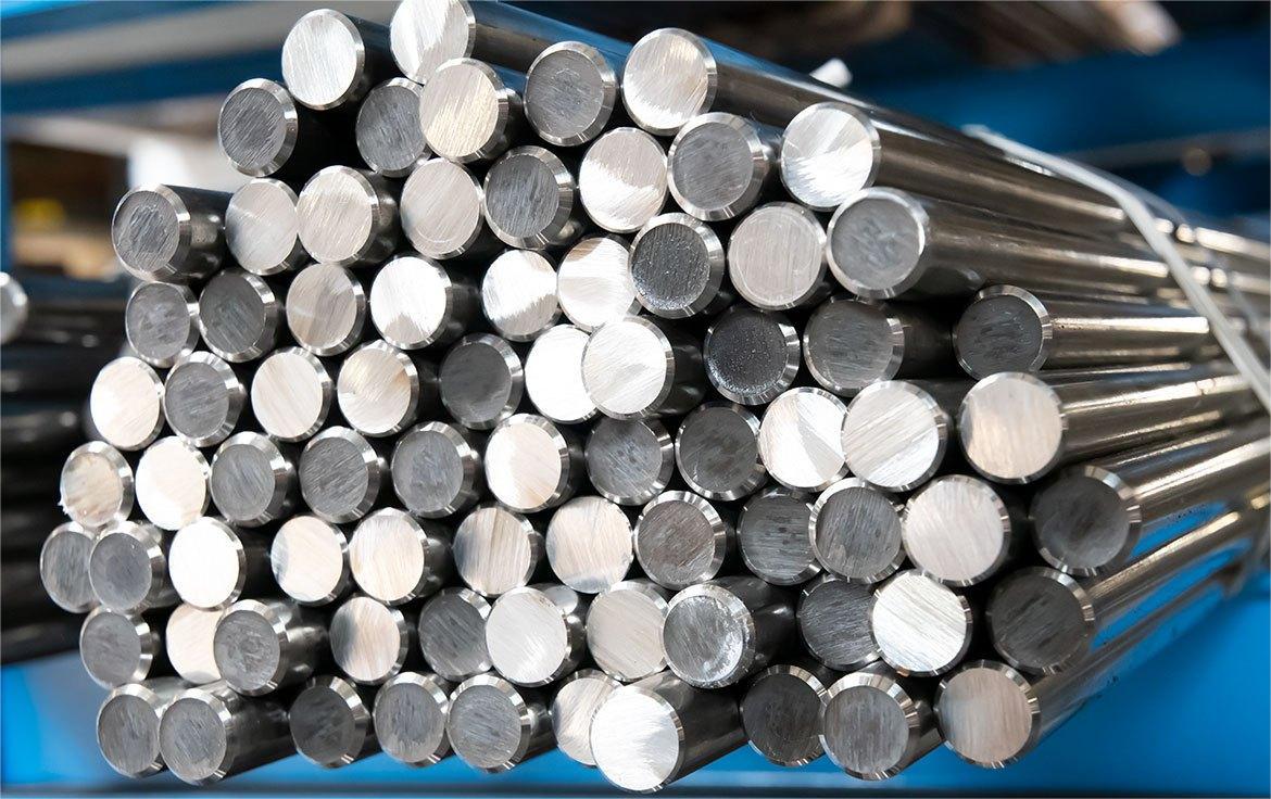 Stainless Steel vs Carbon Steel Which is Right for You