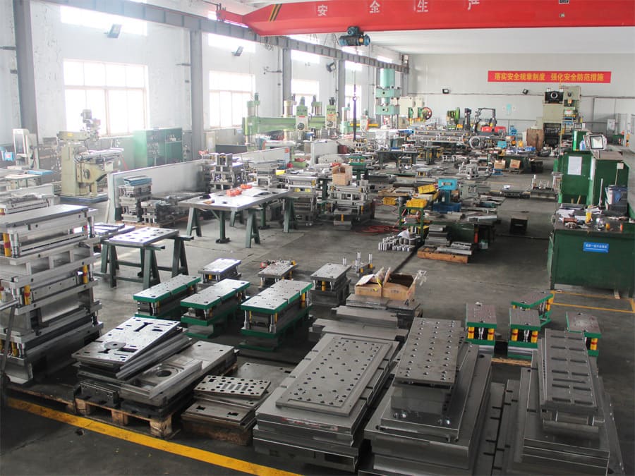 Stamping mold manufacturing workshop