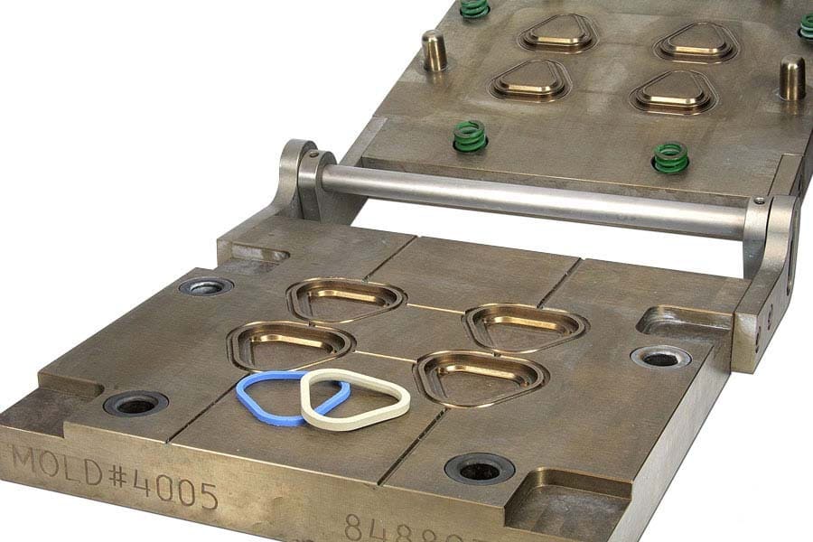 Silicone rubber injection molding mold