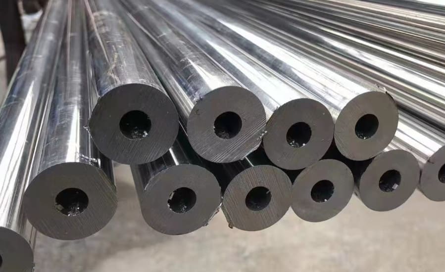 Performance Comparison of Hastelloy and Stainless Steel