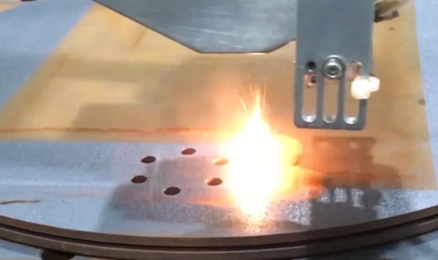 Plasma and laser cleaning