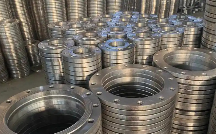 How to Select & Use the Right Flange