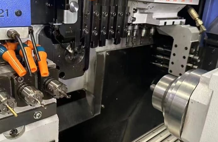 Swiss machining micro screw