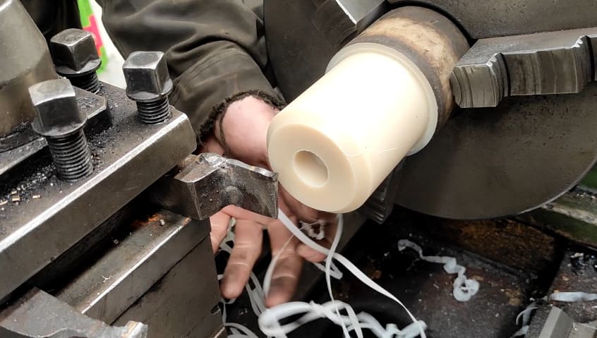 Procédé d'usinage CNC du nylon : utilisations et meilleures pratiques