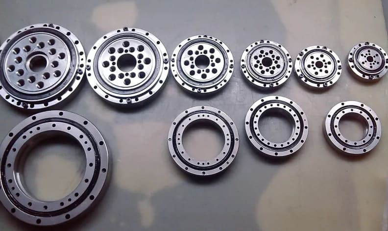 Robot-specific bearings